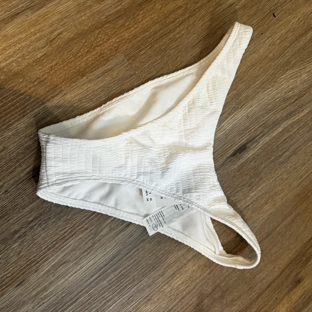 Bikini bottoms